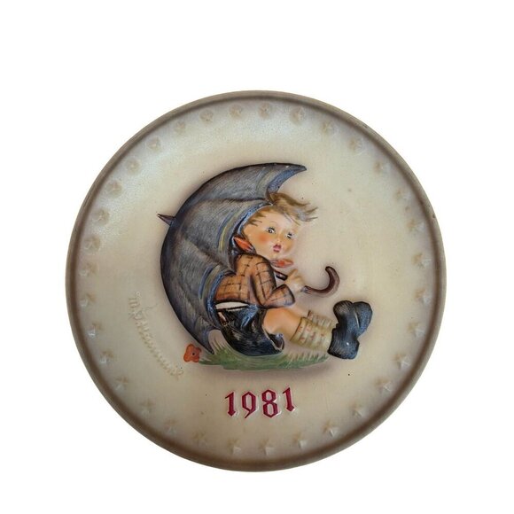 M.J. Hummel 1981 Annual Plate Hum 271 Hand-Painted Goebel Porcelain Germany - Picture 1 of 9